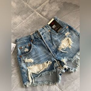 Denim/distressed Levi shorts